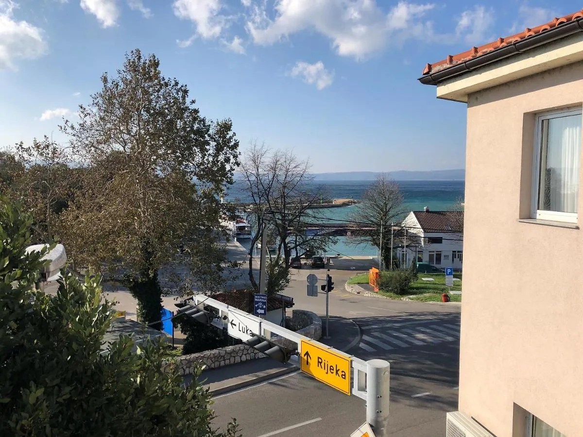 Apartmani I Sobe Ivancic1 Novi Vinodolski