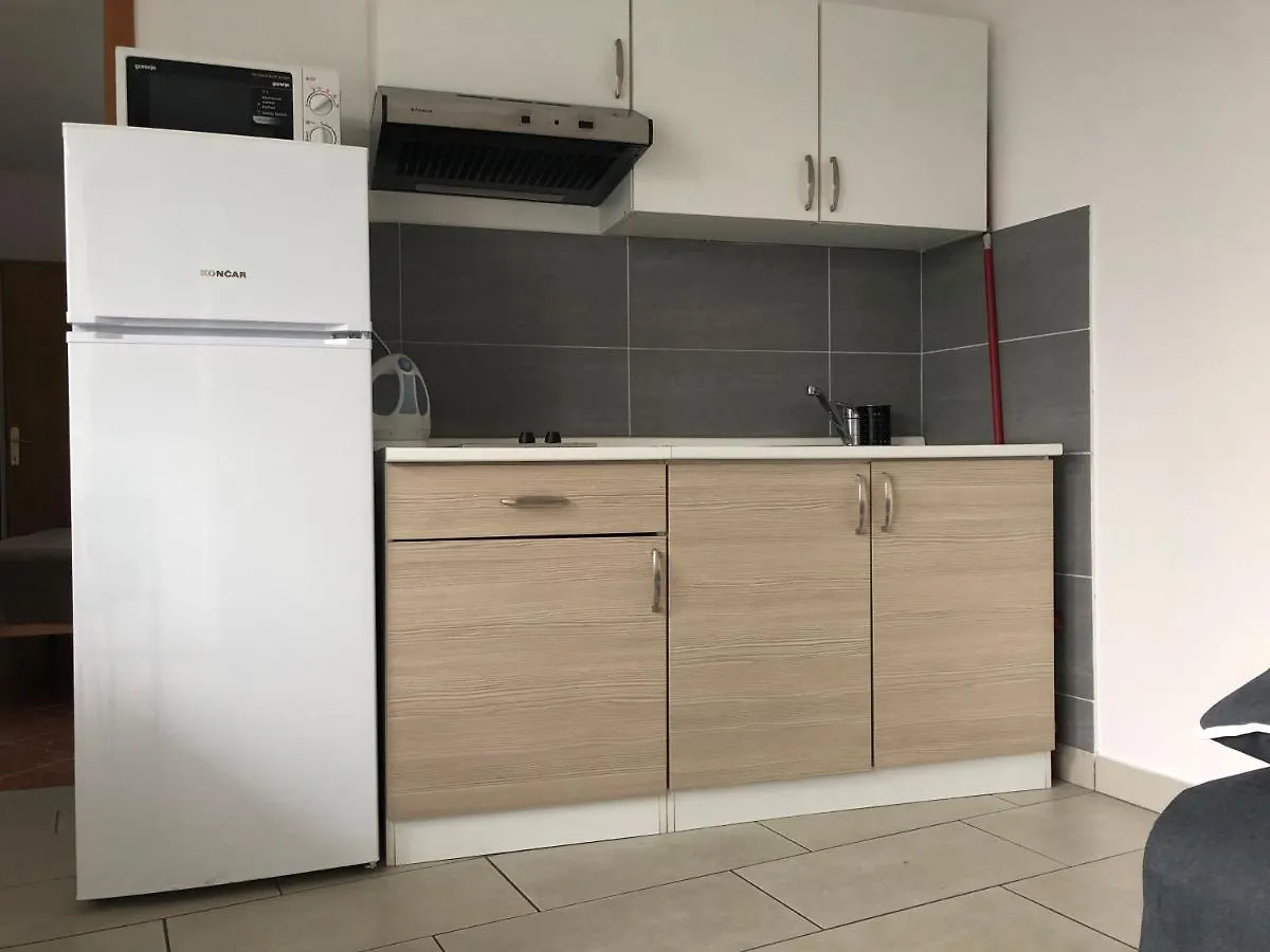 Guest house Apartmani I Sobe Ivancic1 Novi Vinodolski