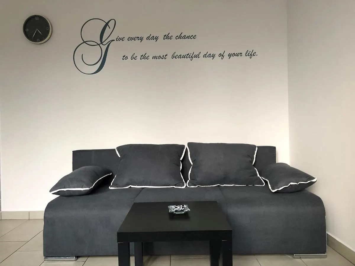 Apartmani I Sobe Ivancic1 Novi Vinodolski Konukevi