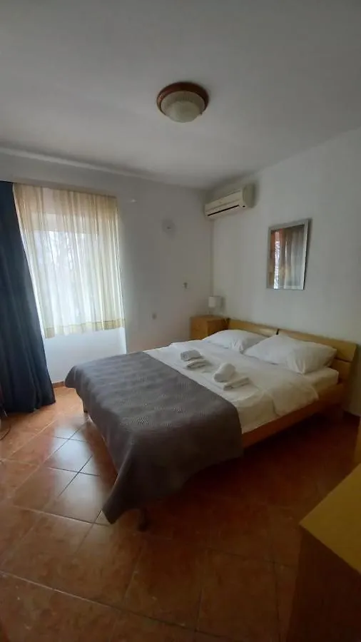 Apartmani I Sobe Ivancic1 Novi Vinodolski