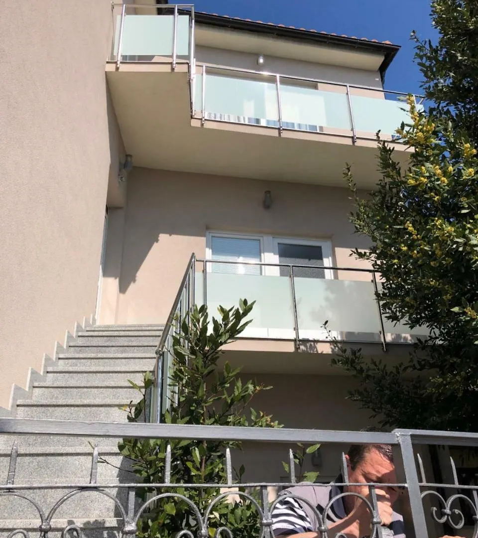 Apartmani I Sobe Ivancic1 Novi Vinodolski